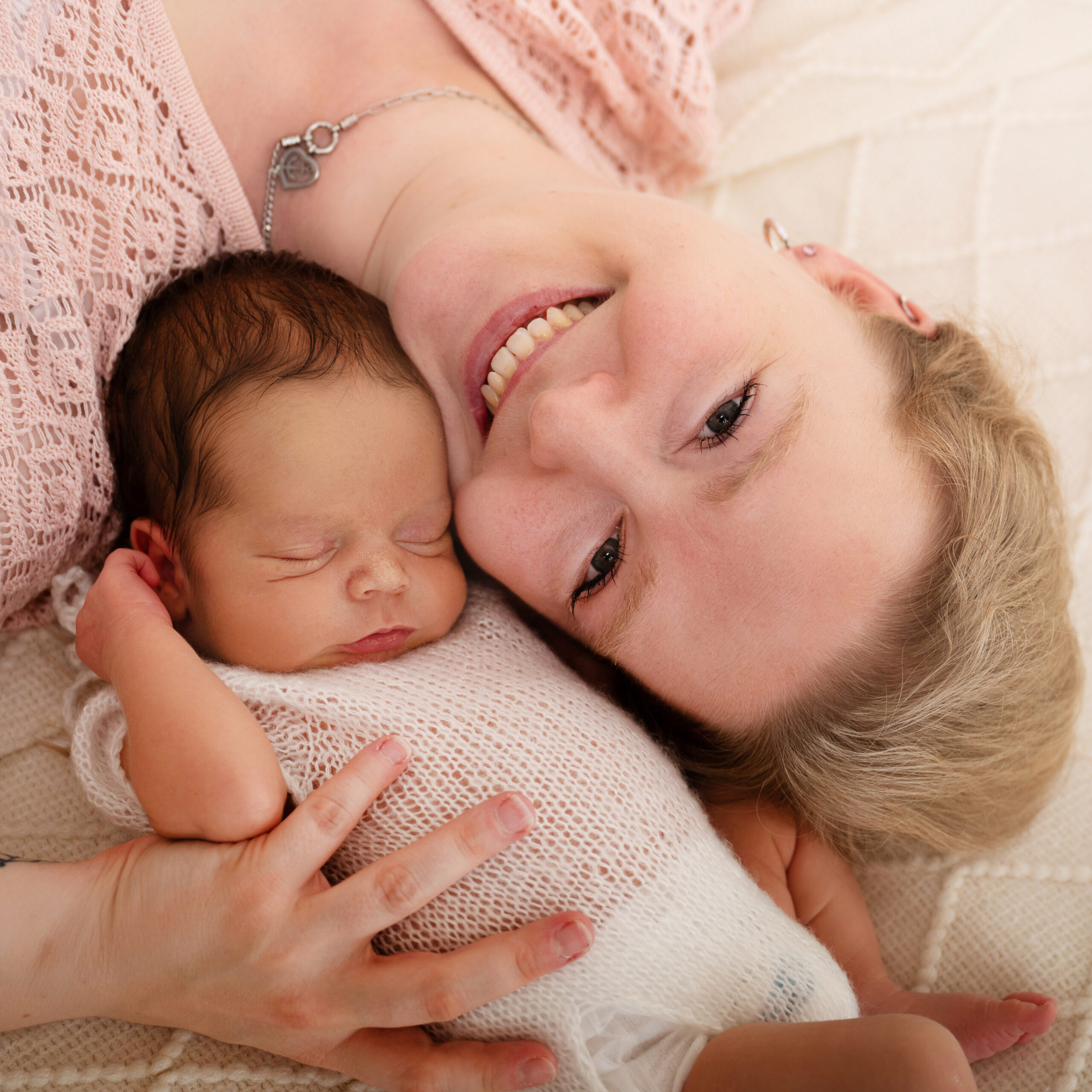 Image hover effect image